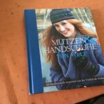Mützen und Handschuhe