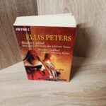 Ellis Peters-Bruder Cadfael und das Geheimnis der schönen Toten
